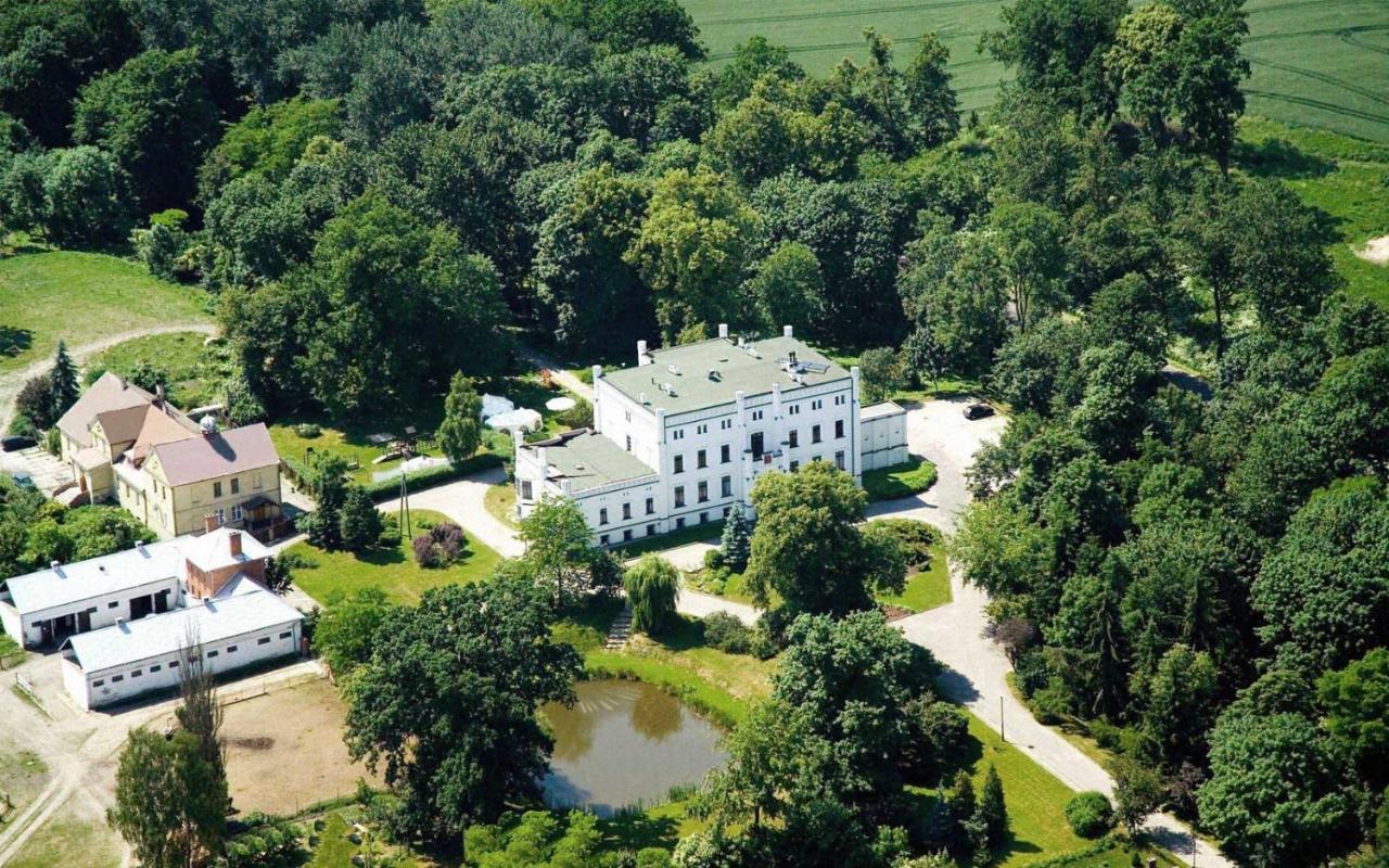 Palac Baloszyce Susz Exteriér fotografie